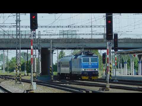 Lokomotiva 362.167 v žst. Olomouc