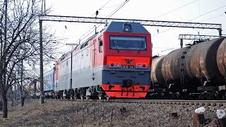 preview picture of video 'Електровоз 2ЕС6-147 з вантажним поїздом прямує ст.Стрий'
