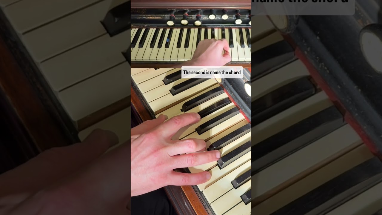 chorDLE! ear training — identify the constant note and name the chord