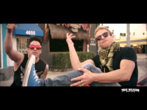 Hansee and Ry Guy in Tiki No