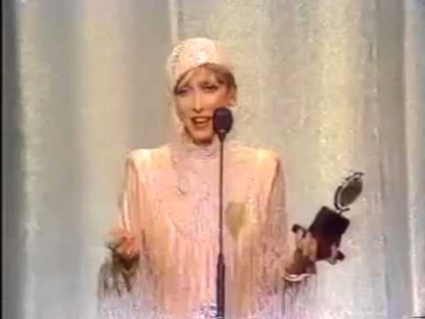 Natalia Makarova's hilarious speach for her 1983 Tony Award