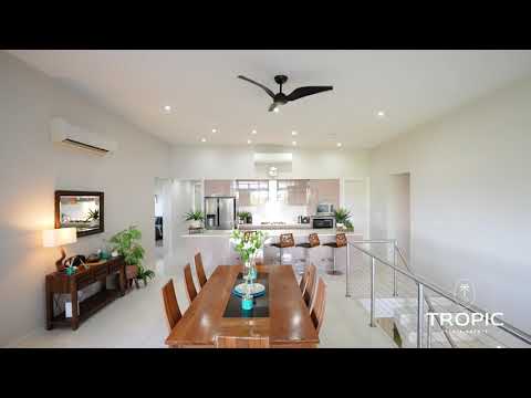 11 Oceanview Place, Mooroobool, QLD 4870, 4 chambres, 3 salles de bain, House