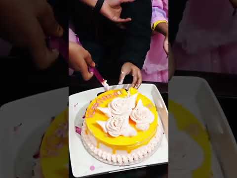 Khadeeja ka birthday hai to wish nhi kroge khadeeja ko aur subscribe kyonki khadeeja ka birthday hai