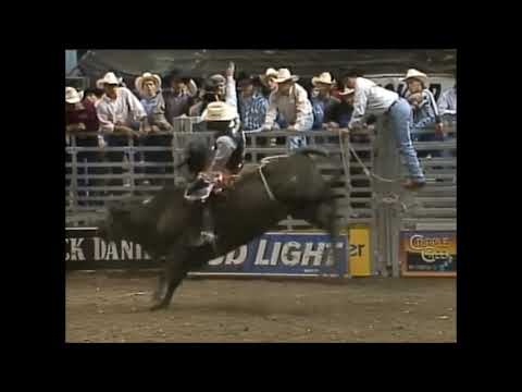 Tuff Hedeman vs Slingshot - 96 PBR Kansas City (81 pts)