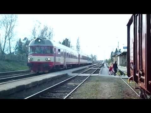 Vlaky-R935 Kyšperk Třebechovice pod Orebem [ 720p ]