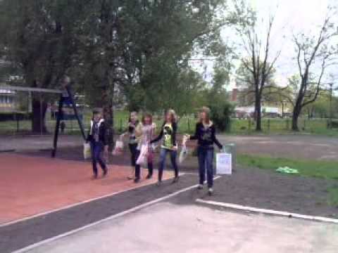 Jak można robić z siebie takich debili?