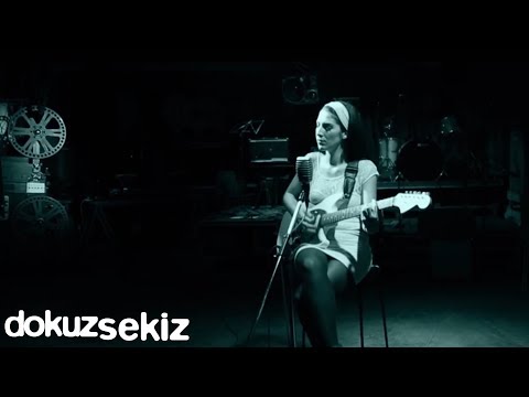 Gökçe Kılınçer - Aşk Beni Bulunca (Official Video)