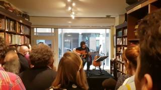 Ryan Adams - Breakdown &quot;Pop Up gig&quot; // Live @Treadwell&#39;s Books, London 2017-01-29