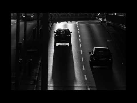 ALAN HOVHANESS. SYMPHONY Nº2. MYSTERIOUS MOUNTAIN