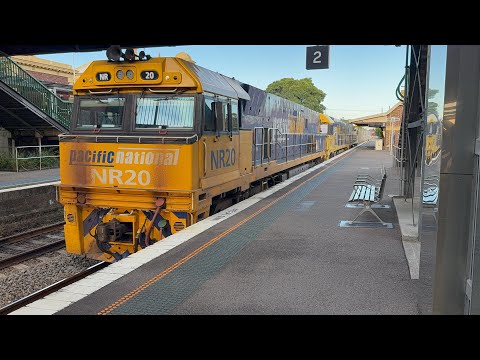 Pacific National’s NR20, NR47 & NR94 with 7MB4 at Maitland - 6/4/25