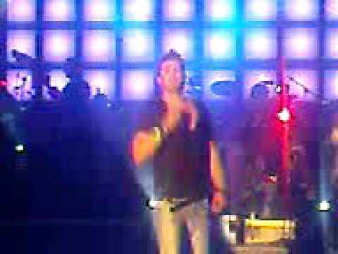 Nikos Tasiopoulos..mia apo ta idia & musthrio treno.!