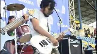 Download lagu normie shred singa bola mp3