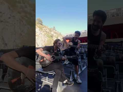 Camilo y Manuel Carrasco - Salitre En Vivo (Voz y Guitarra)