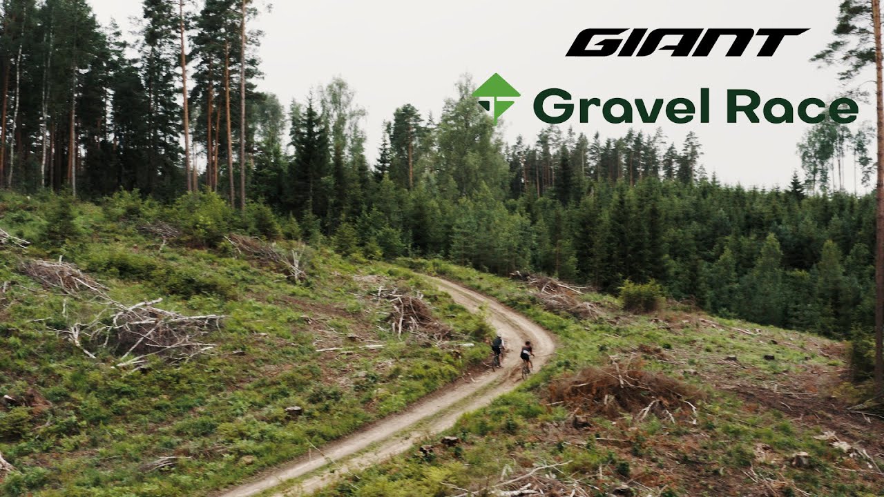 Andris Vosekalns un Renāte Rodionova uzvar Latvijas pirmajās 100km gravel riteņbraukšanas sacensībās Tukumā