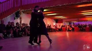 Video thumbnail for Tango à Martigues /Que Falta Que Me Haces : Miguel Calo /Bárbara Ferreyra & Agustín Agnez.