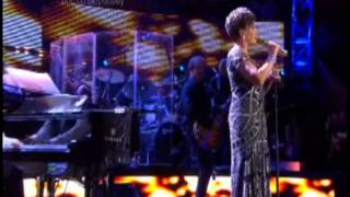 Dame Shirley Bassey - Gary Barlow - This Time - Children In Need -19-11-2009 -Royal Albert Hall [HD]