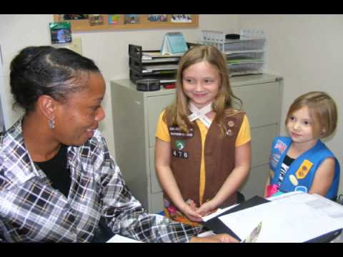 download lagu mp3 mp4 Girl Scout Nuts And Candy 2017, download lagu Girl Scout Nuts And Candy 2017 gratis, unduh video klip Girl Scout Nuts And Candy 2017