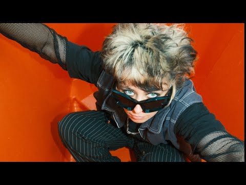 Paula Carolina – Extra (Offizielles Musikvideo)