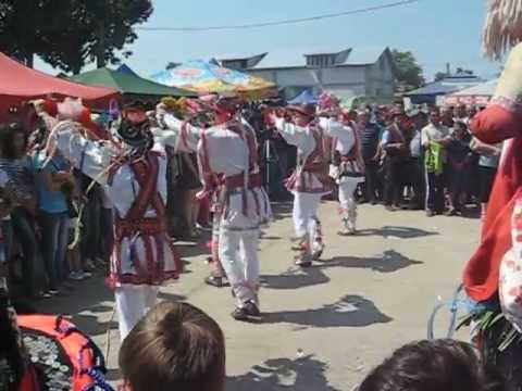 Călușul de la Năsturelu - Teleorman la Bâlciul de Rusalii din Alexandria 2012 (2)