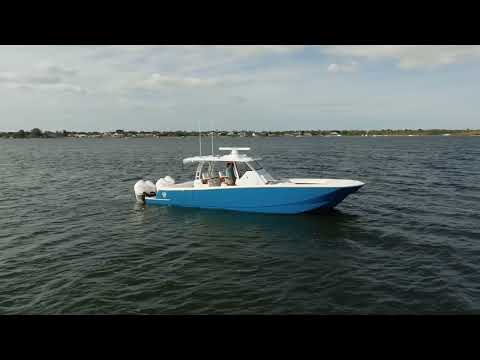 Barker Boatworks 40 HPC video