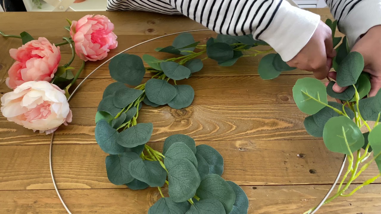 DIY - Easy Artificial Flower Wreath