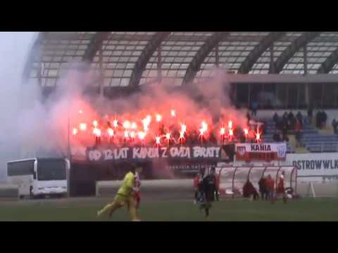 Doping i oprawa kibiców podczas meczu Ostrovia 1909 - Kania Gostyń