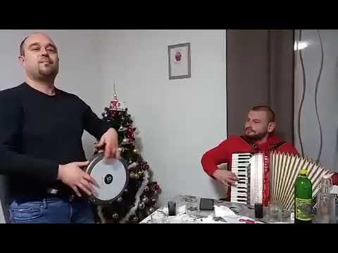 Slavko Zafiroski i Miki Sazdov - Kustendilsko Oro.