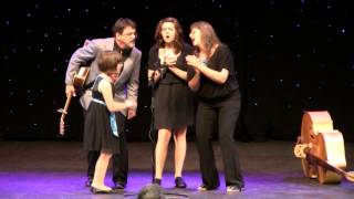 Clark Family Trio - Storm Comin'