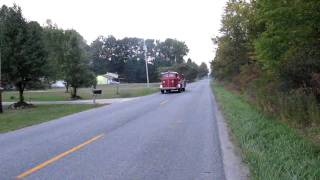 preview picture of video '1956 American Lafrance drive by'