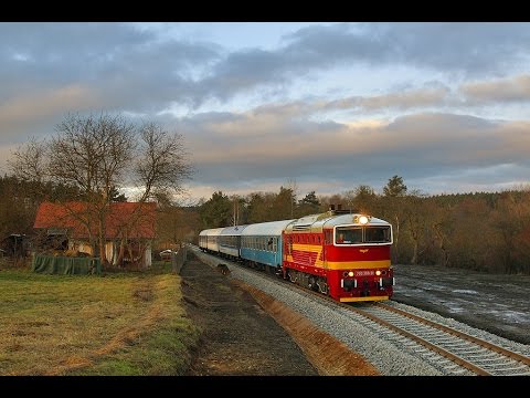 Protokolární vlak s „třistaosmičkou“ v úseku Kolín - Mšeno a zpět