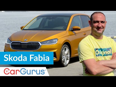 2021 Skoda Fabia Review: A super-sized supermini | CarGurus UK