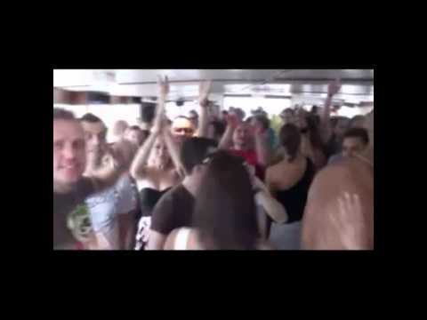 download lagu mp3 mp4 Friendz Boat Party, download lagu Friendz Boat Party gratis, unduh video klip Friendz Boat Party