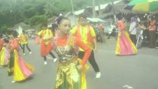preview picture of video 'TARI NIRMALA - Peserta No 09 Karnaval Jarit Candipuro Lumajang'