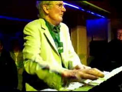 Alan Hawkshaw, Grandstand ( UK- TV Theme )