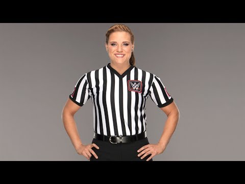 WWE Ref Jessika Carr On Her SmackDown Debut: ‘My Goal Is To Hit A Home Run With Whatever I’m Given’