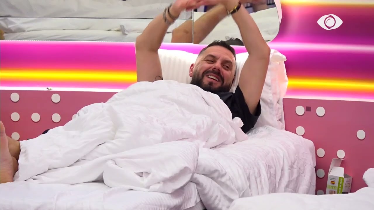 Po të rrëzohet Rogerti si tërmet 7.5 ballë…/ Miri dhe Baby G hedhin batuta për Rogertin