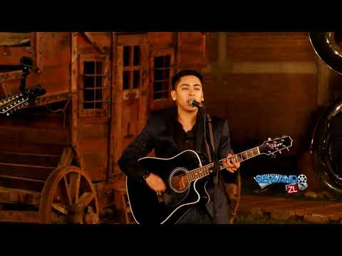 Angel Montoya - Controlamos Los Ranchos (En Vivo 2018)