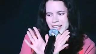 Natalie Merchant - David Bowie&#39;s Space oddity - Live - Lyrics