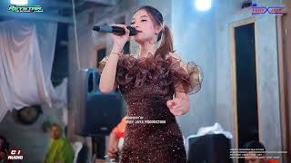 Download lagu REYSTAR - YOU ARE STILL THE ONE I LOVE - VEGA AGUSTIN - ALVI & FIAN WEDDING - MENGANTI KEDUNG JEPARA mp3