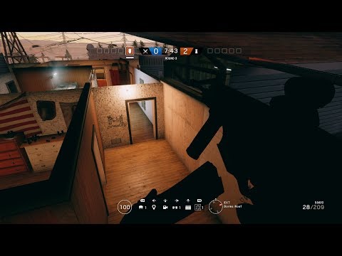 NEW INSANE SOLO WALLBREACH GLITCH ON OREGON - GET IN THE ROOF (Rainbow Six Siege)