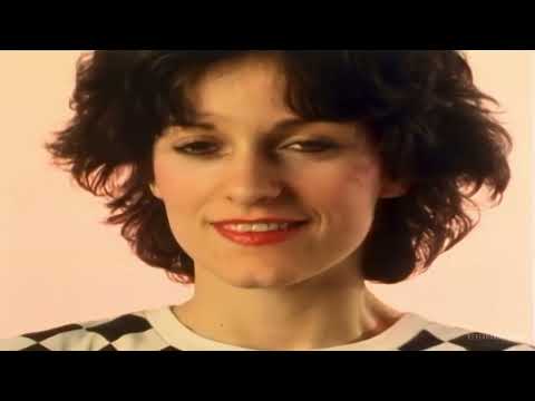 The Waitresses - I Know What Boys Like (Extended Version 1982) HQ