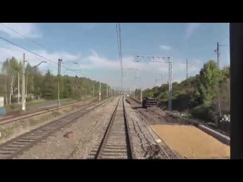 Odcinek Zawiercie - Dąbrowa Górnicza - remontowana Wiedenka z tyłu pociągu TLK Sztygar