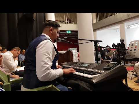 VIOREL DIN BUZĂU - INOISTETI INDURAREA (LIVE 2018)