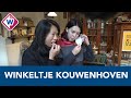 Buitenlandse toeristen proeven en kopen drop in winkel uit grootmoeders tijd