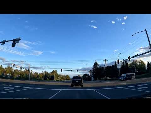 ANCHORAGE ALASKA - Dirija até o New Sagaya City Market para tomar um café!