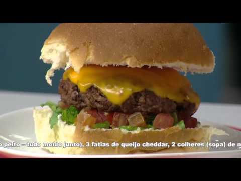 Receita Bom Sabor - 21/09/2015 - Hot dog americano apimentado e hambúrguer caseiro - Pedro Brocchi