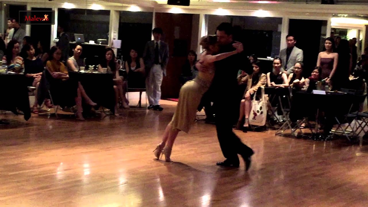 2014 Javier Rodriguez Noelia Barsi Hong Kong -2