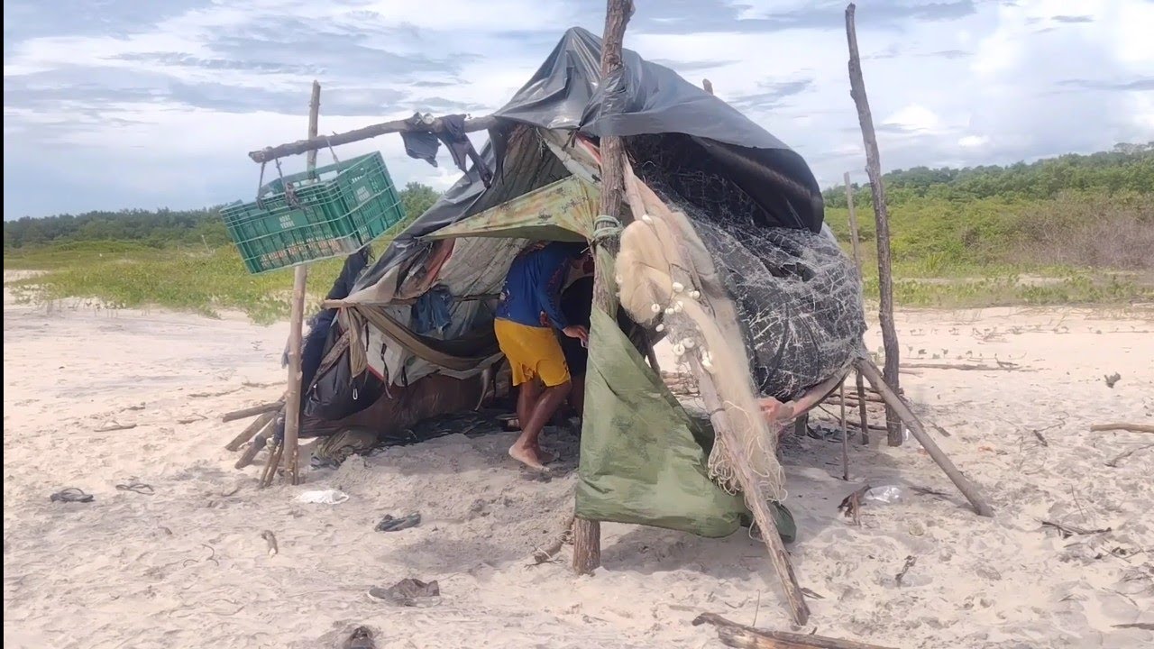ISOLADOS NA PRAIA. 2 DIAS DE PURA ADRENALINA. ACAMPAMENTO