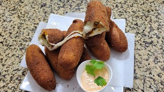 Crispy stuffed pie فطائر محشية مقرمشة لا تقاوم