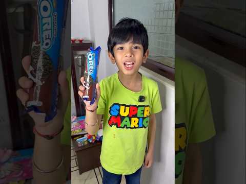 Abhiraj Ne Biscuit Ki Cream Gayab Kr Di 🍪🍦😄 अभिराज ने बिस्किट की क्रीम गायब कर दी 🍪🍦😄 #shorts